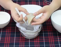 Cách làm sạch lông tổ yến đơn giản mà không làm mất chất